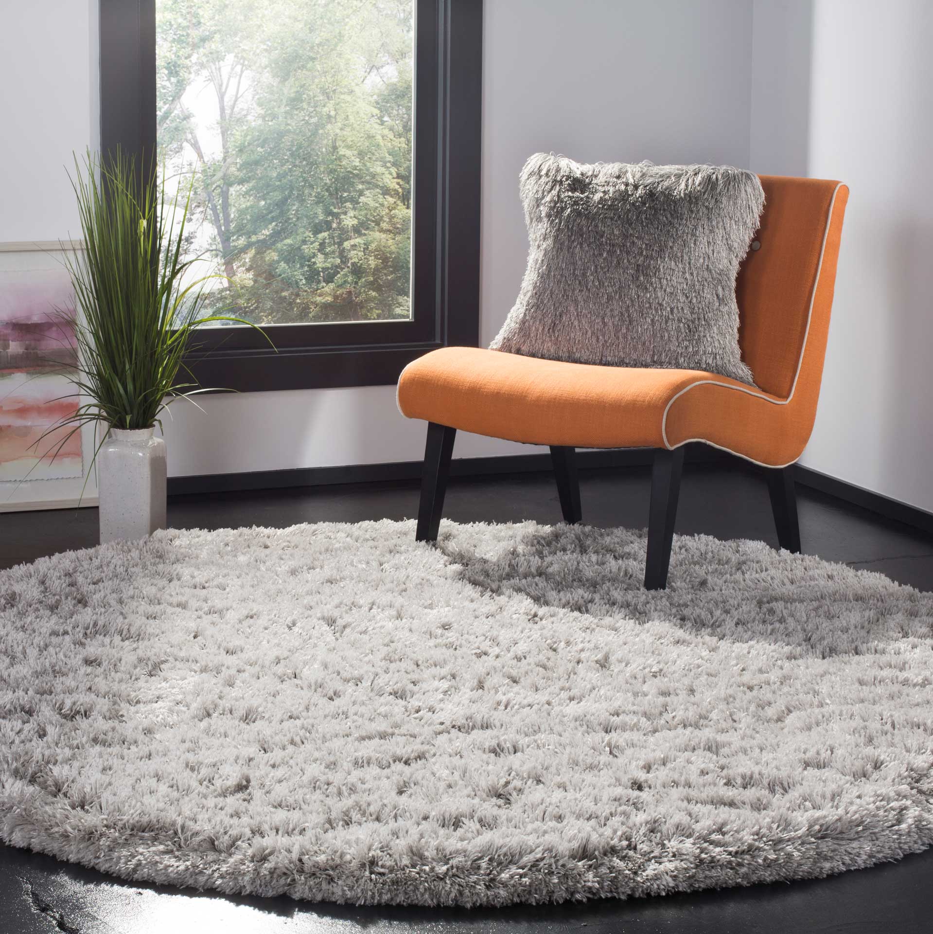 Polar Shag Silver Round Rug - Image 3