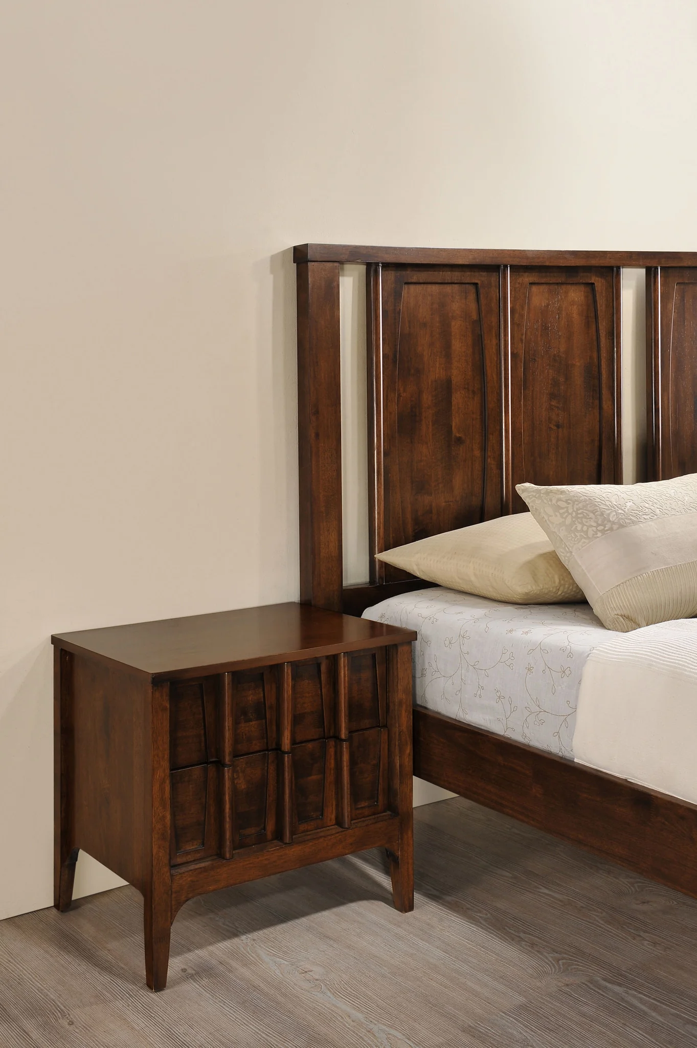 Portage Night Stand Walnut - Image 5