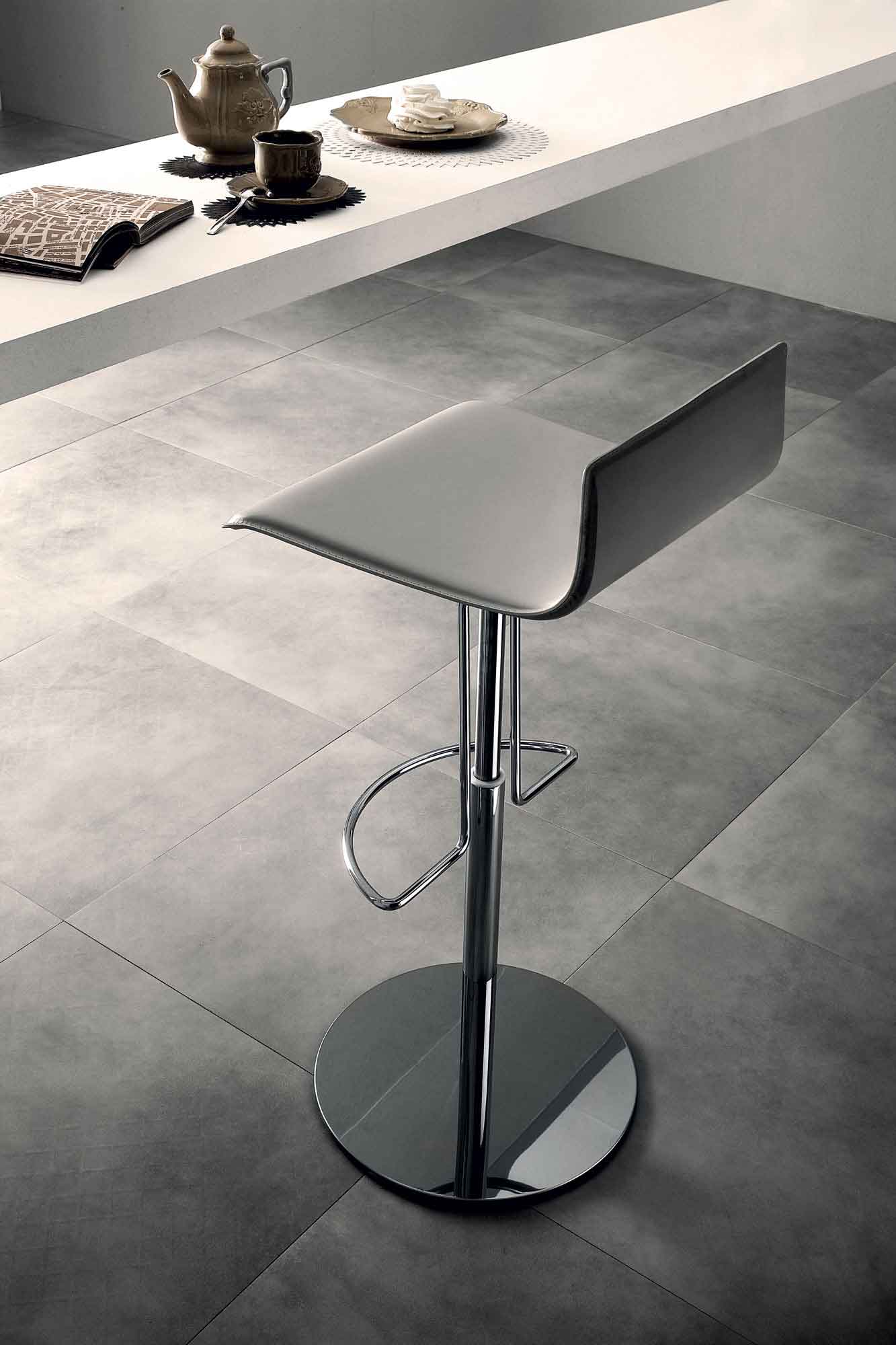 Prato Bar Stool Reclaimed White - Image 3