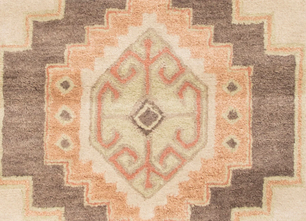 Preston Saratoga Ivory/Green Area Rug - Image 4