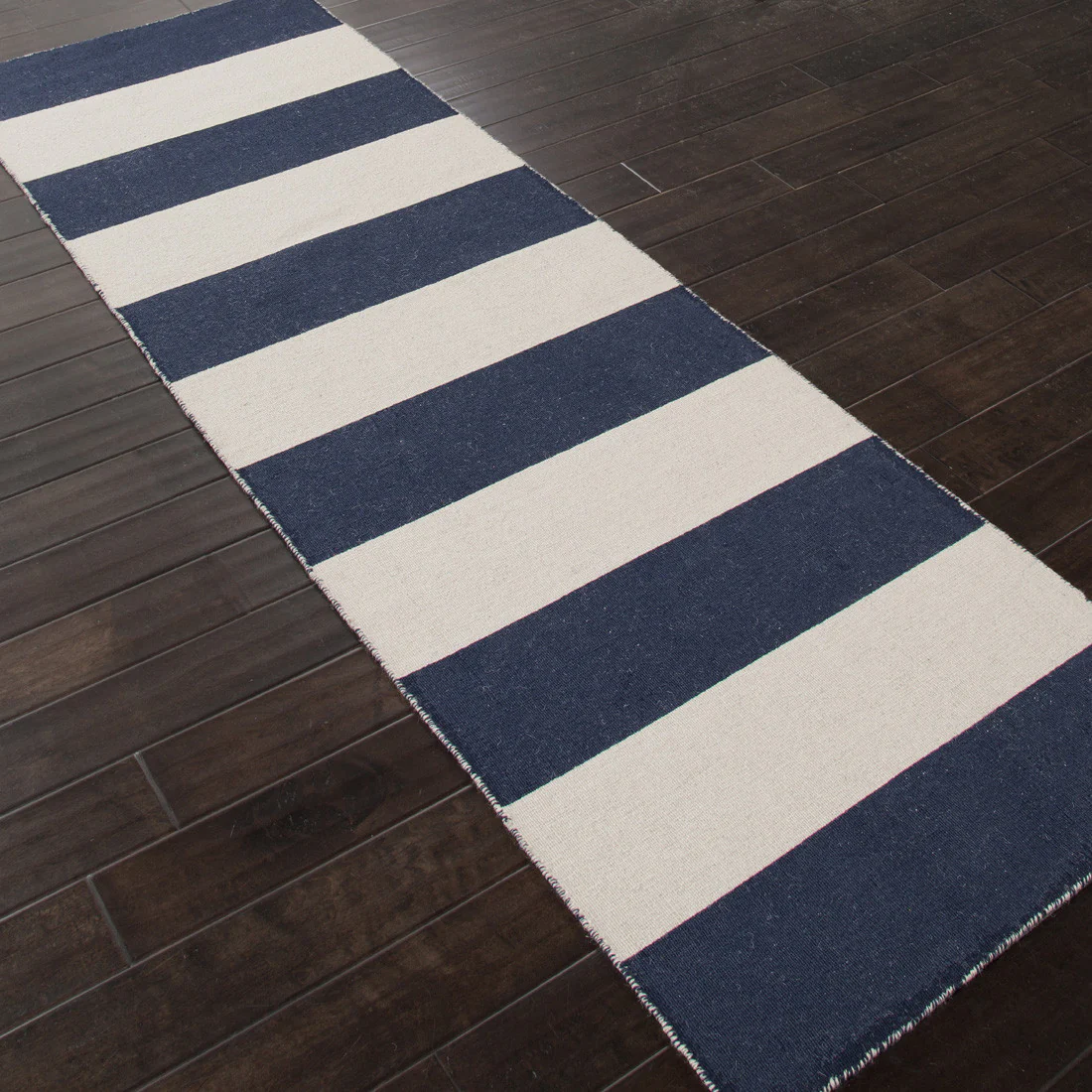 Pura Vida Tierra Medieval Blue/White Ice Runner Rug - Image 2