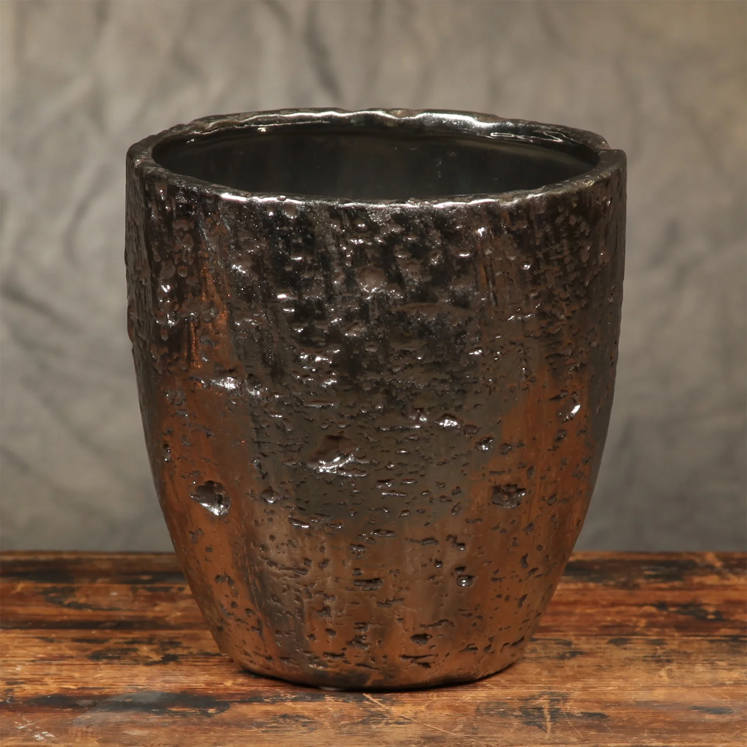 Pylon Ceramic Vase - Image 4
