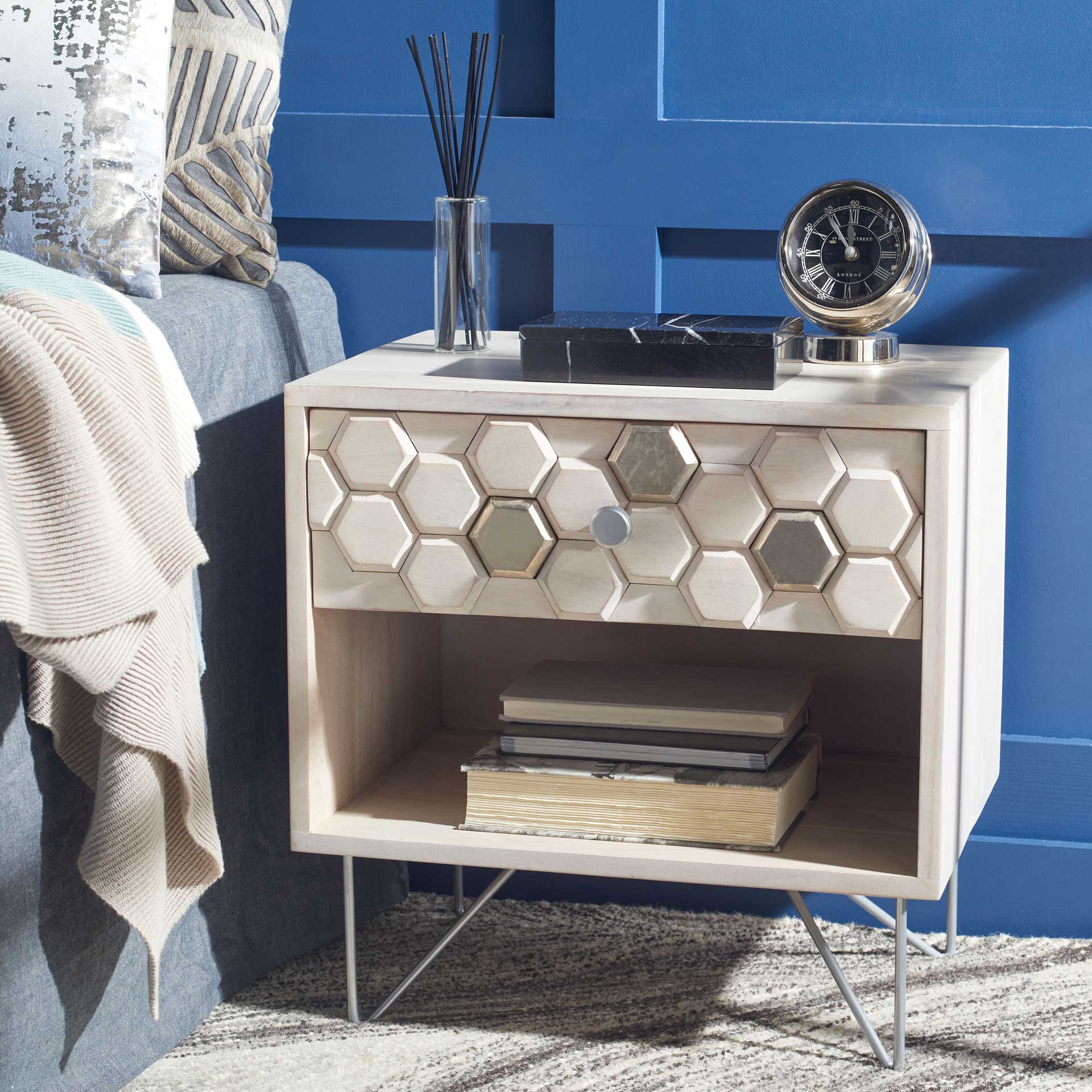 Ray Nightstand White Wash/Silver - Image 7