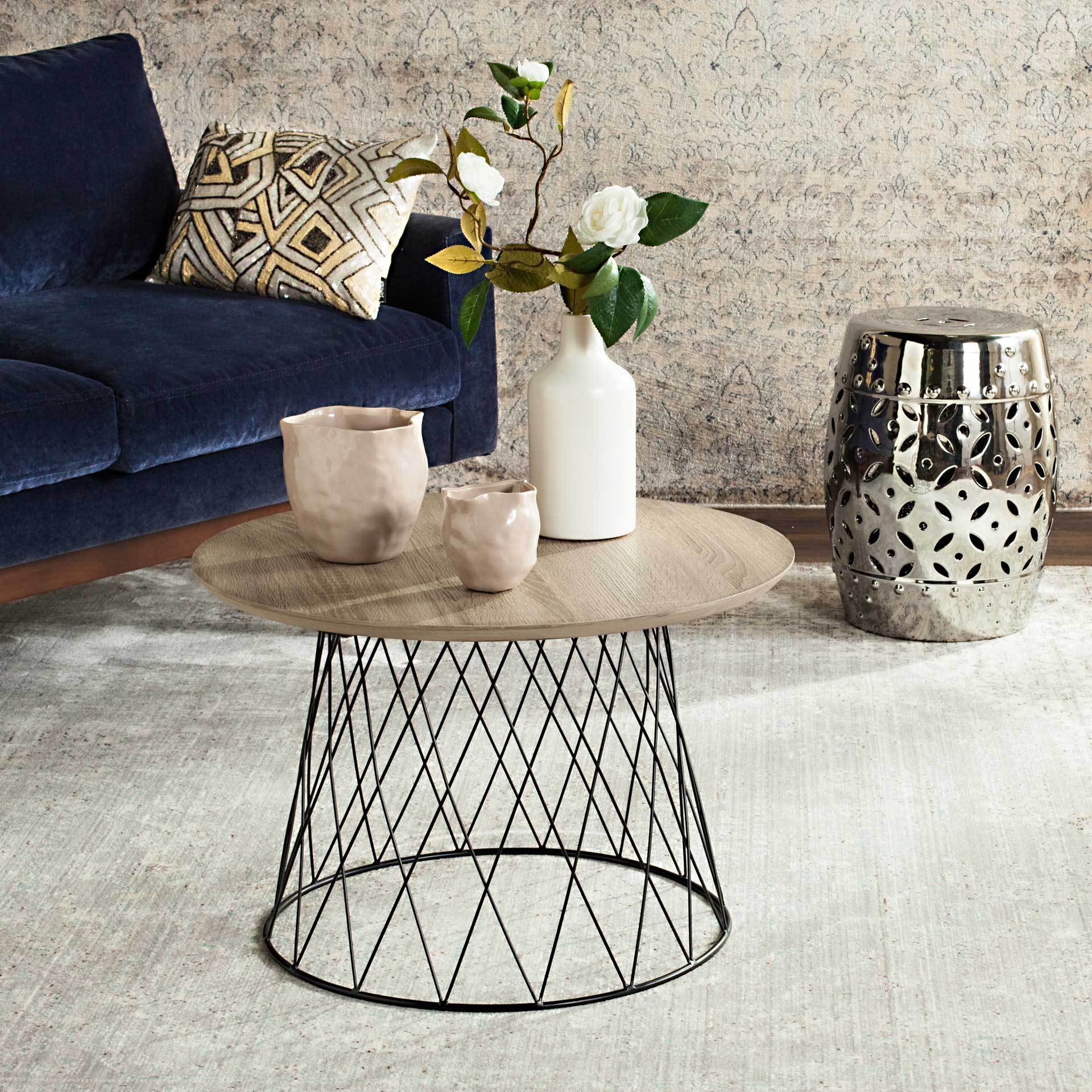 Rogelio Wood End Table Light Oak/Black - Image 2