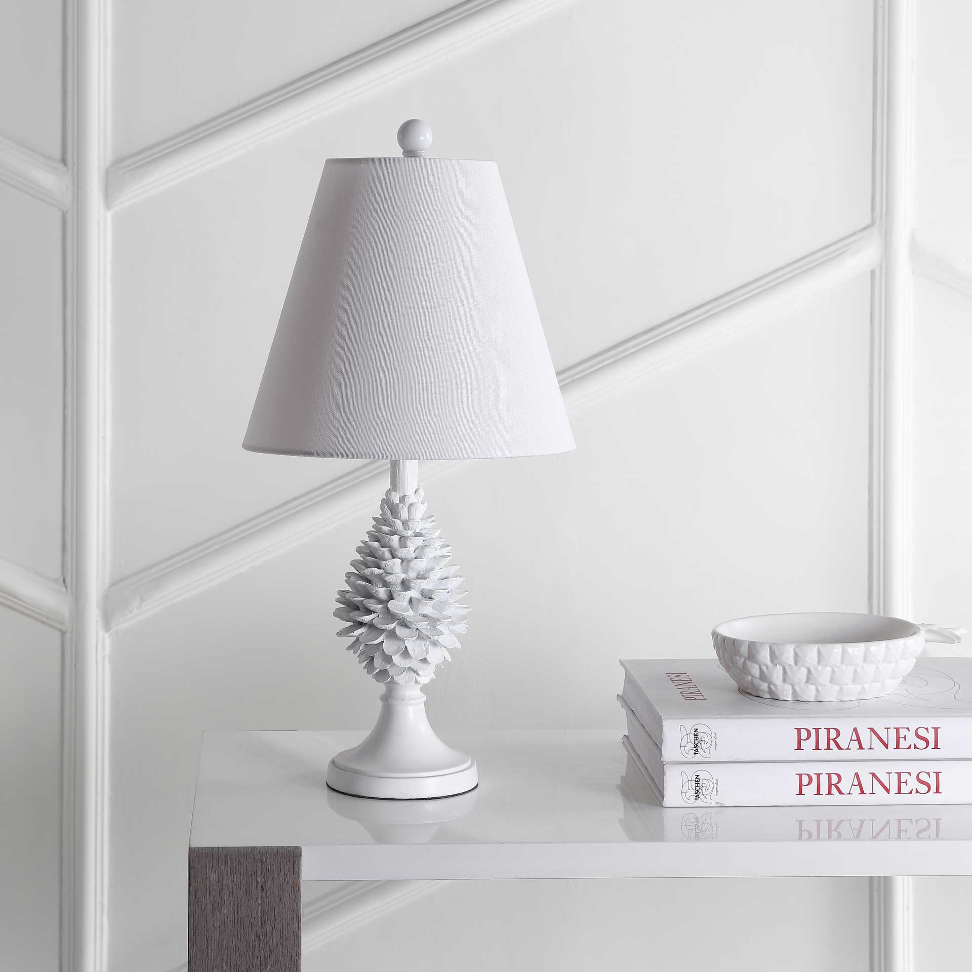 Sadler Table Lamp White - Image 3