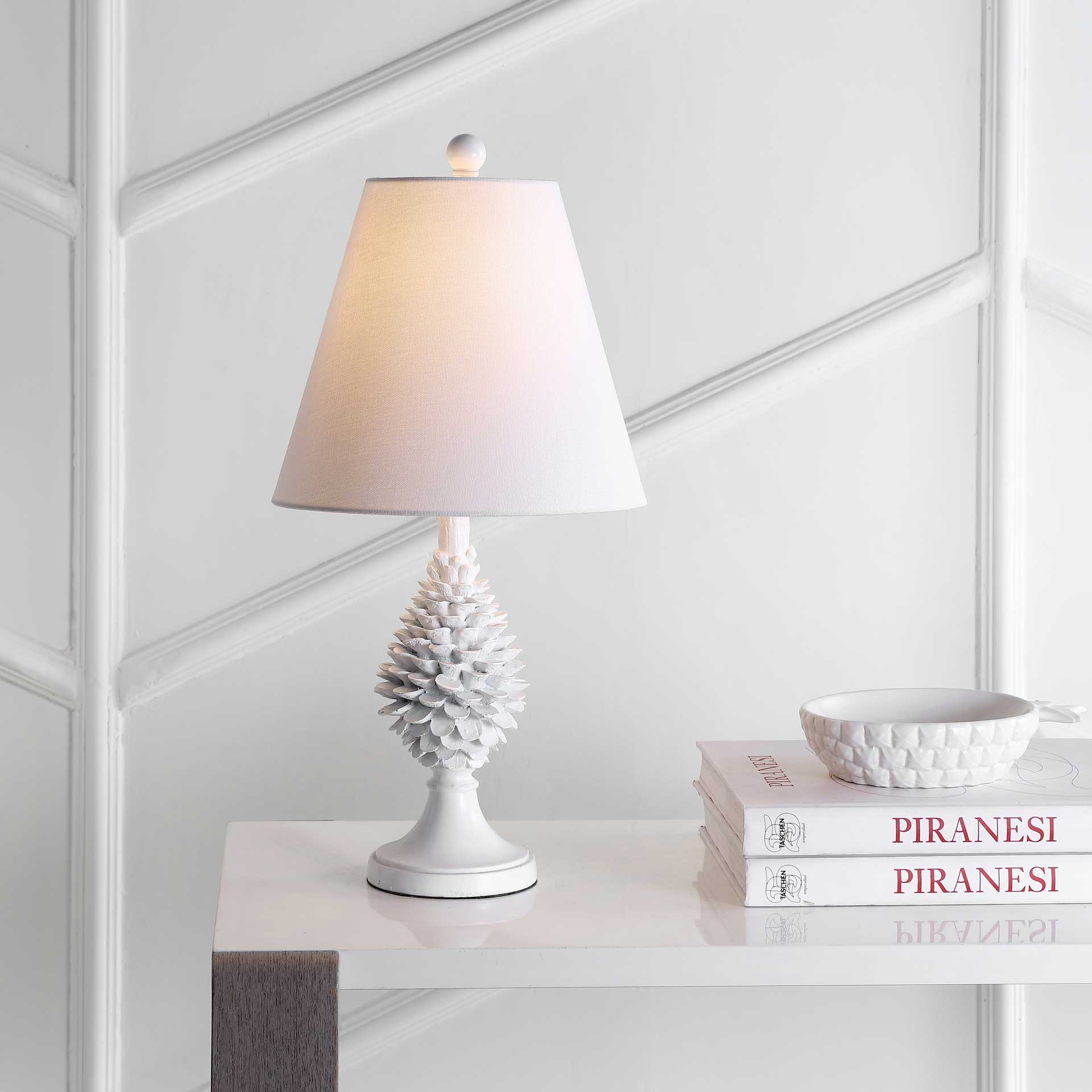 Sadler Table Lamp White - Image 4