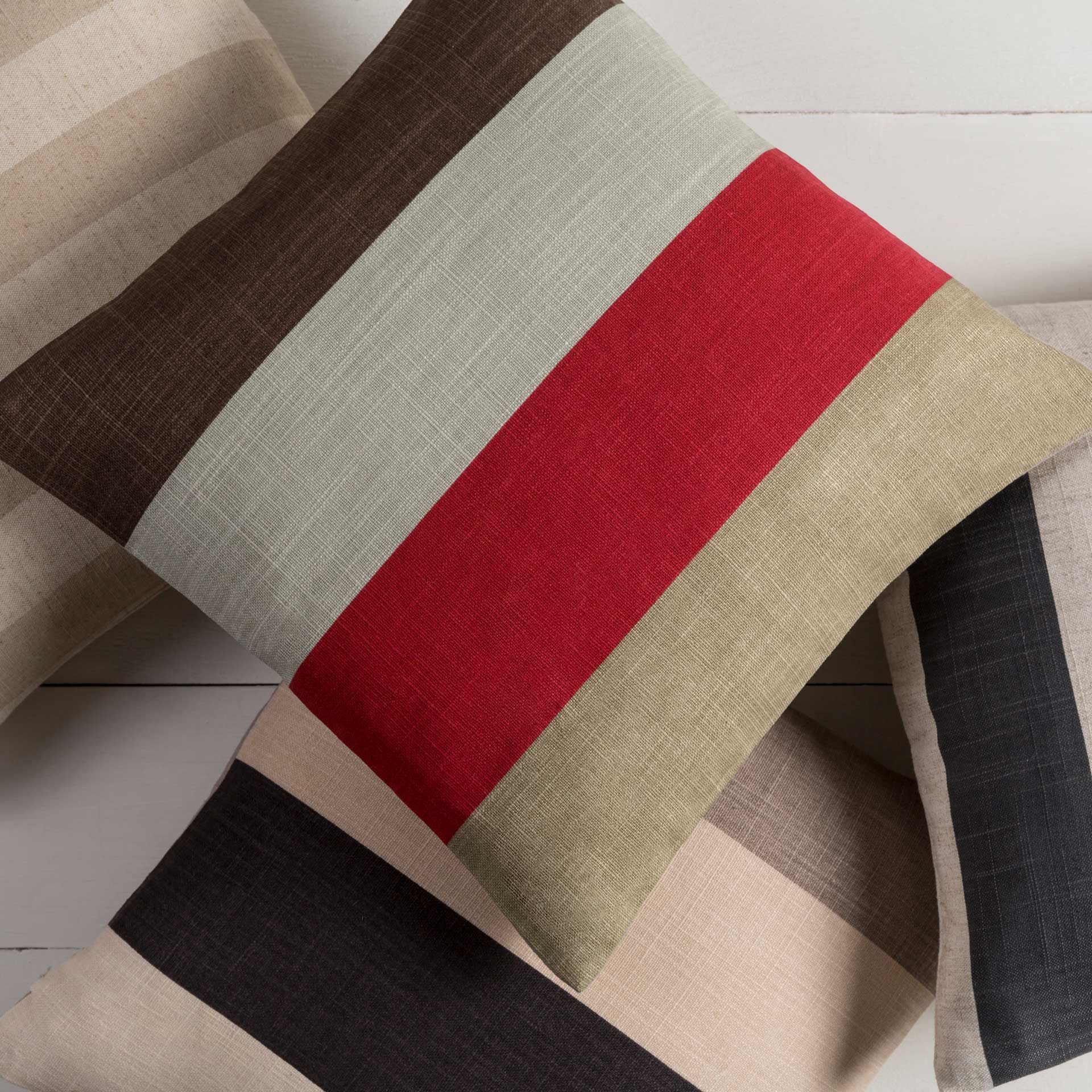 Sierra Pillow Black/Ivory - Image 2