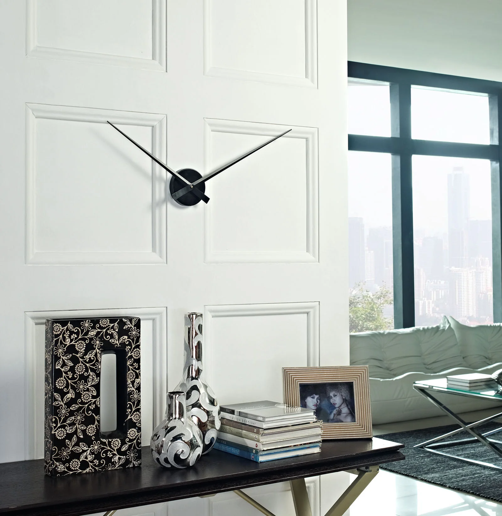 Simple Wall Clock - Image 2