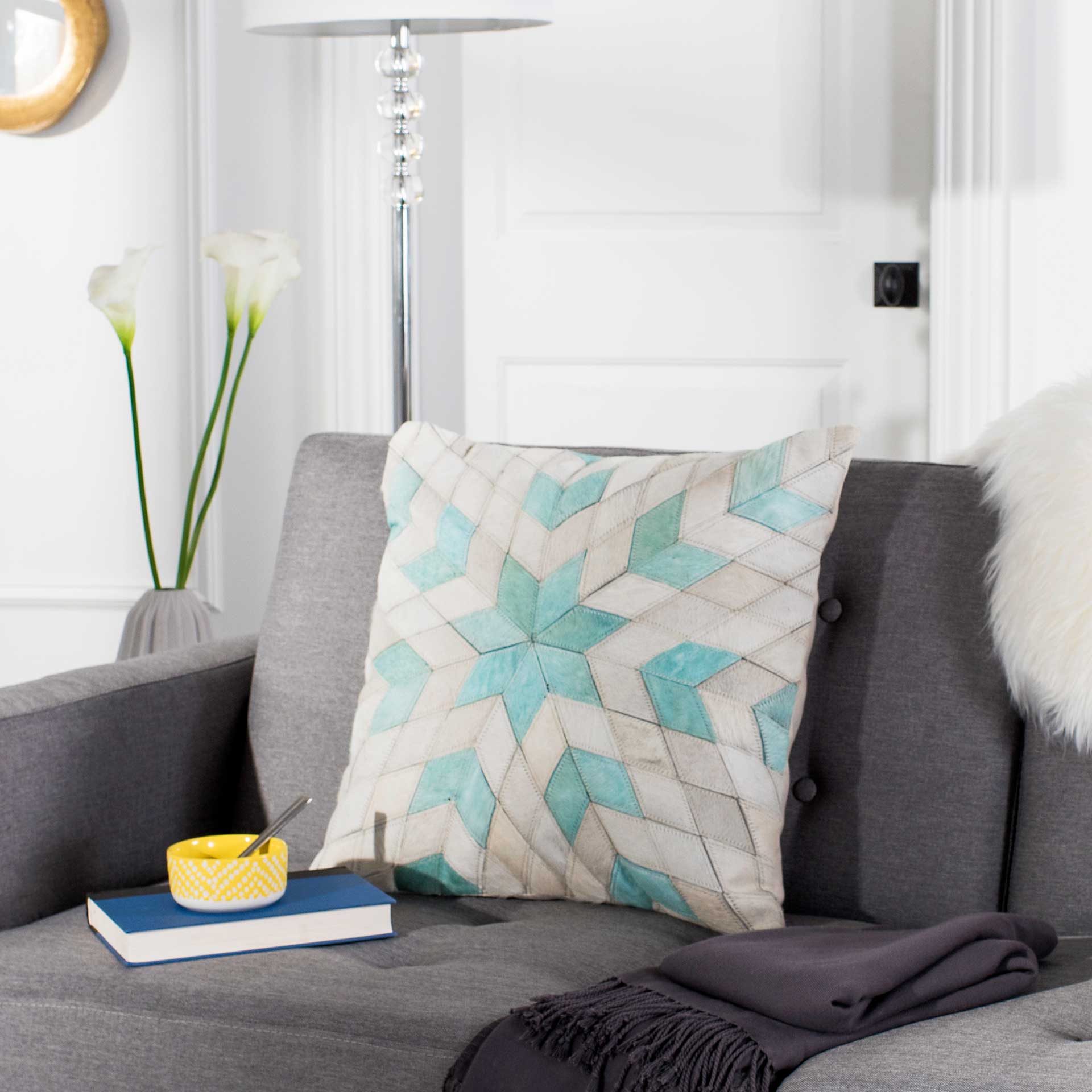 Simplicity Star Cowhide Pillow Teal - Image 3