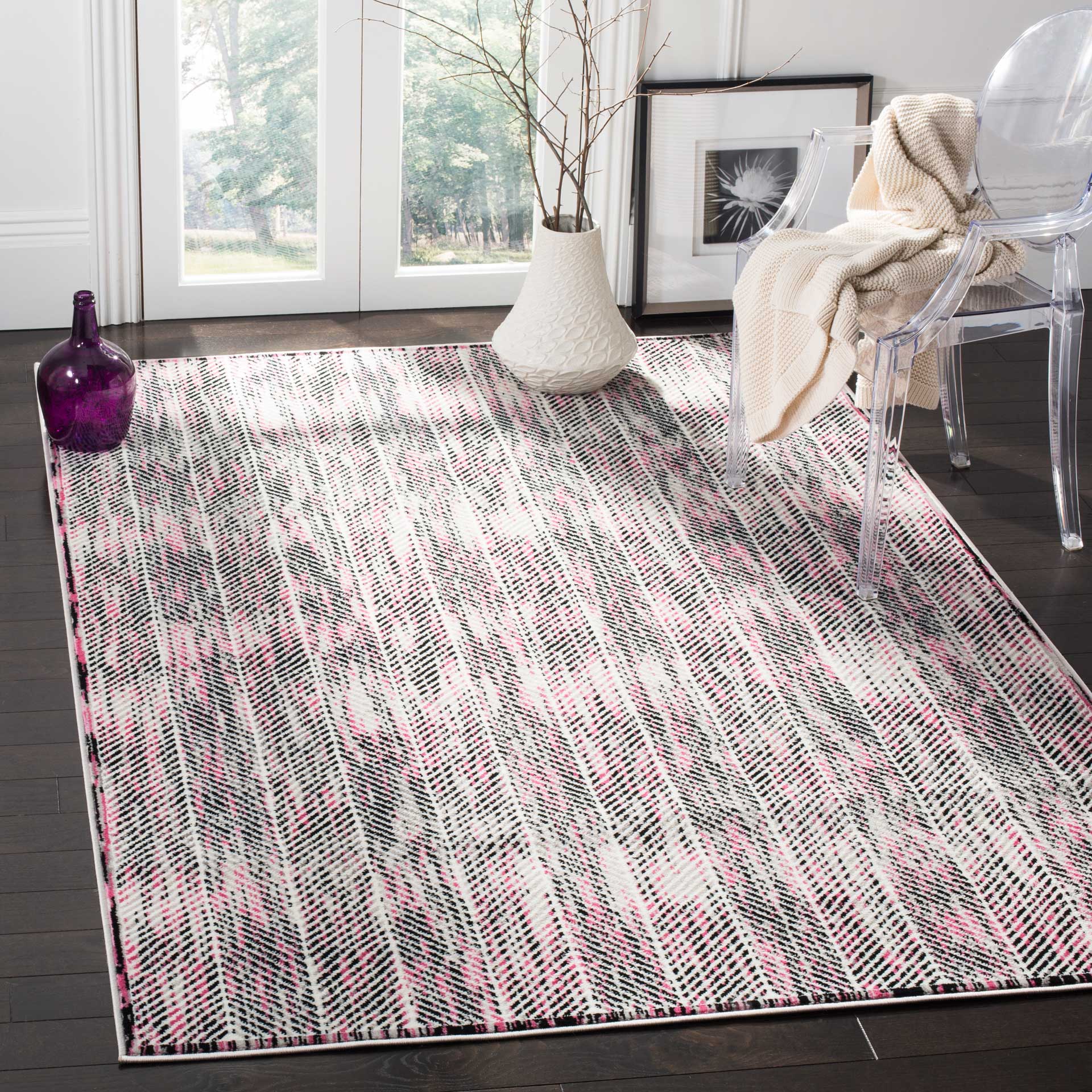 Skyler Chevron Gray/Pink Area Rug - Image 4