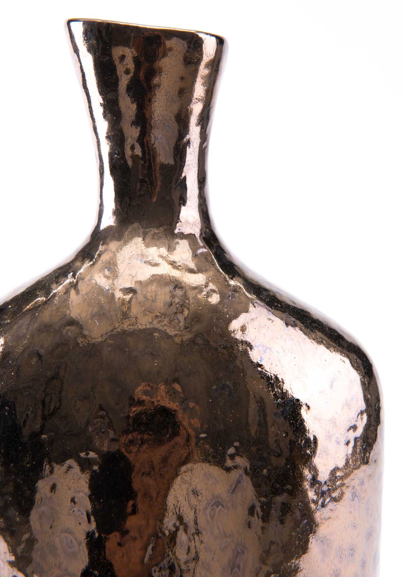 Soft Hammered Vase Bronze - Image 4