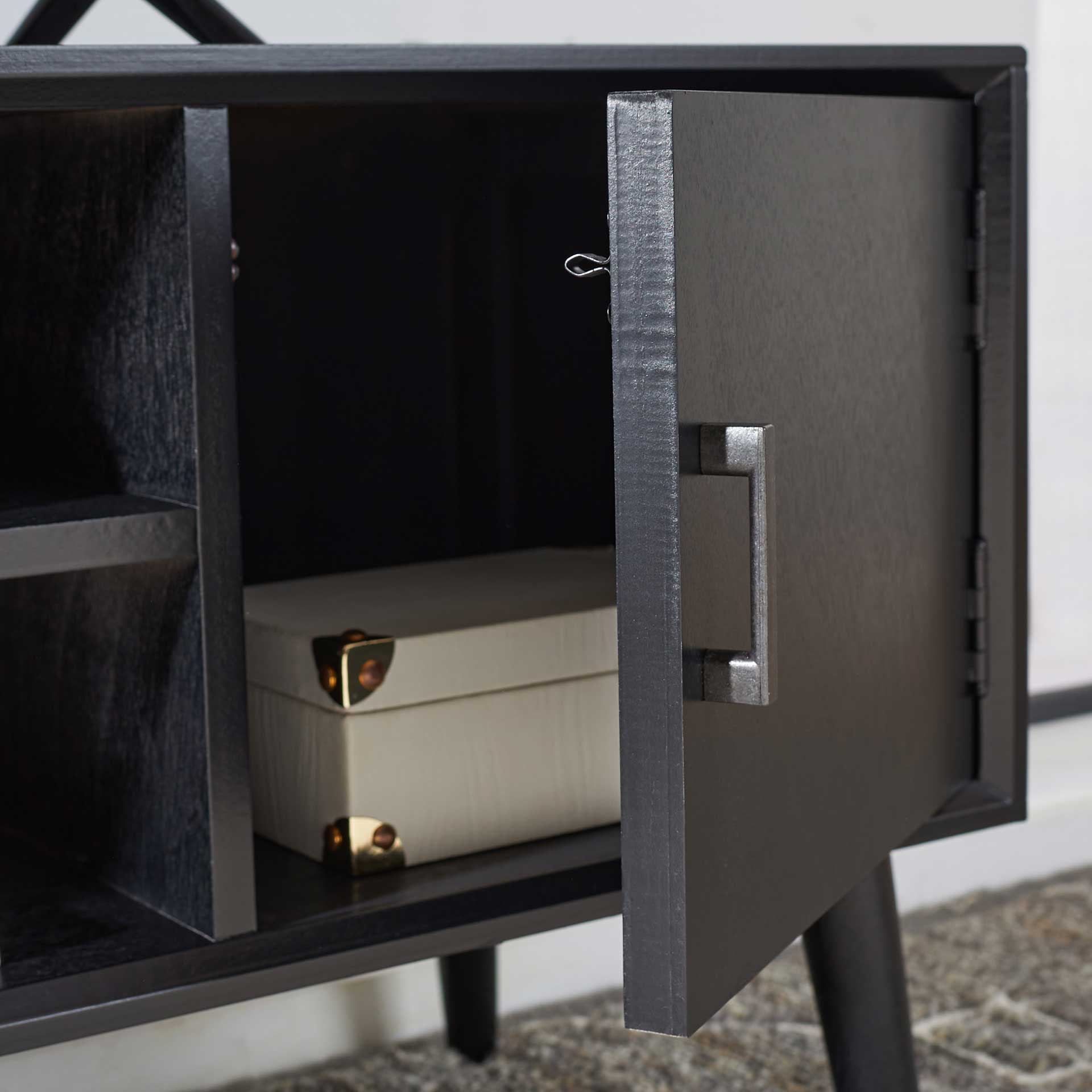 Sorrento 2 Door 1 Shelf Media Stand Black - Image 7