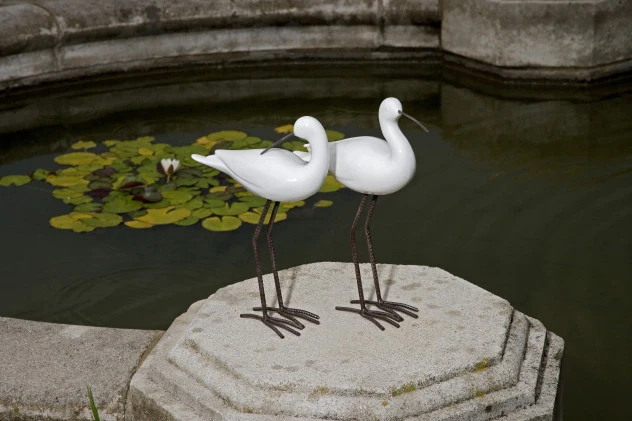 Sullivan Ceramic Seabirds (Set of 2) - Image 2