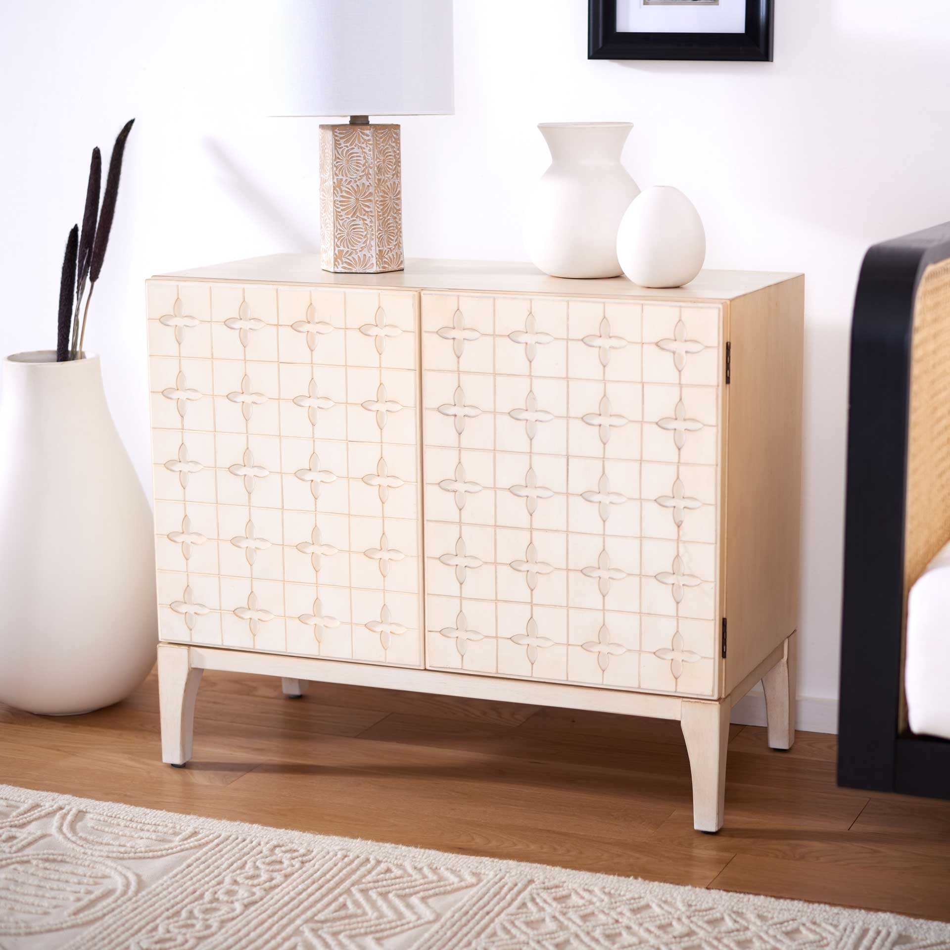 Sumatra 2 Door 1 Shelf Chest Antique White - Image 4