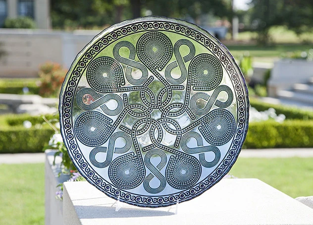 Taliaferro Glass Charger - Image 2