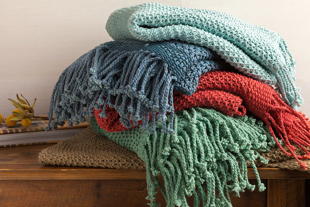 Tibey Solid Red Throw - Image 2