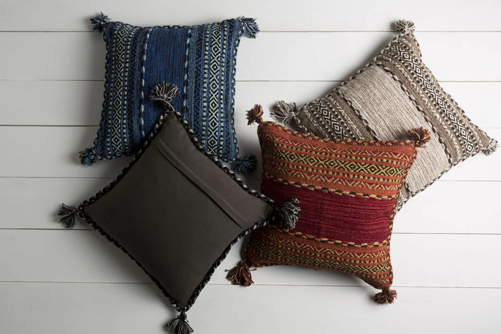 Trenza Charcoal Pillow - Image 3