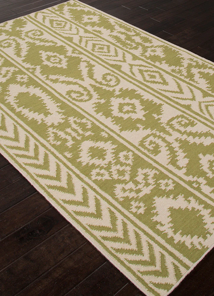 Urban Bungalow Farid Antique White/Wasabi Area Rug - Image 2