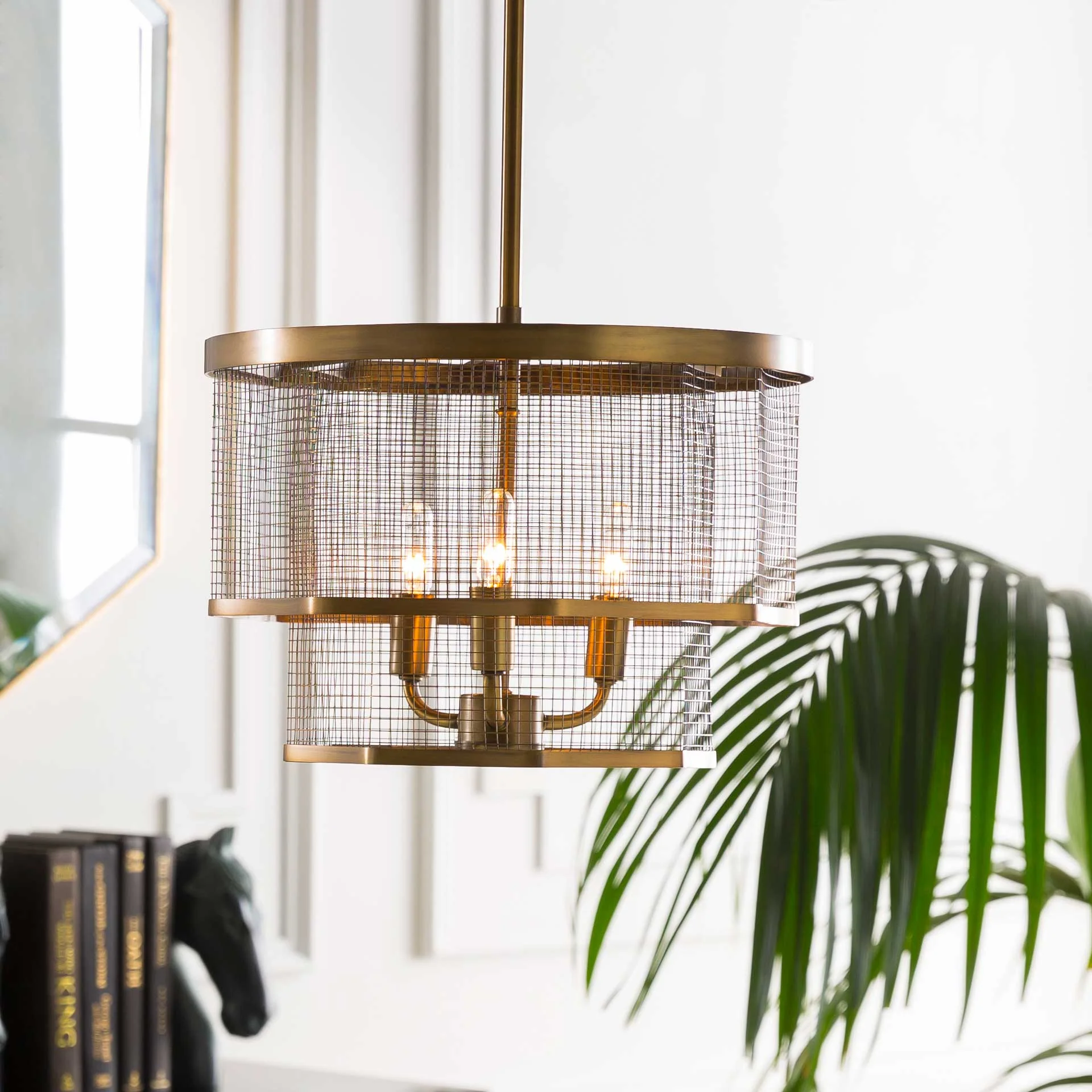 Vada Chandelier Brass - Image 8
