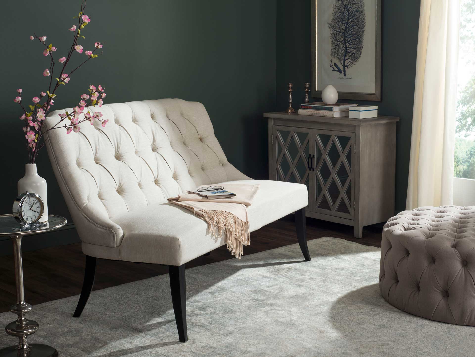 Valet Settee Light Taupe - Image 4