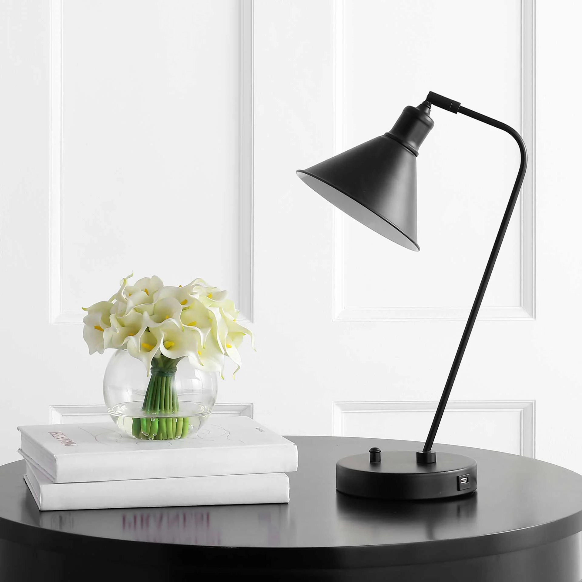 Varys Task Table Lamp Black - Image 3