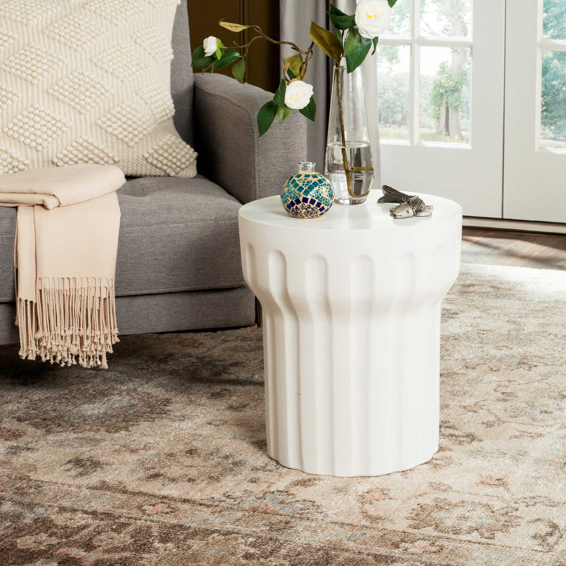 Verdi Modern Concrete Round Accent Table Ivory - Image 4