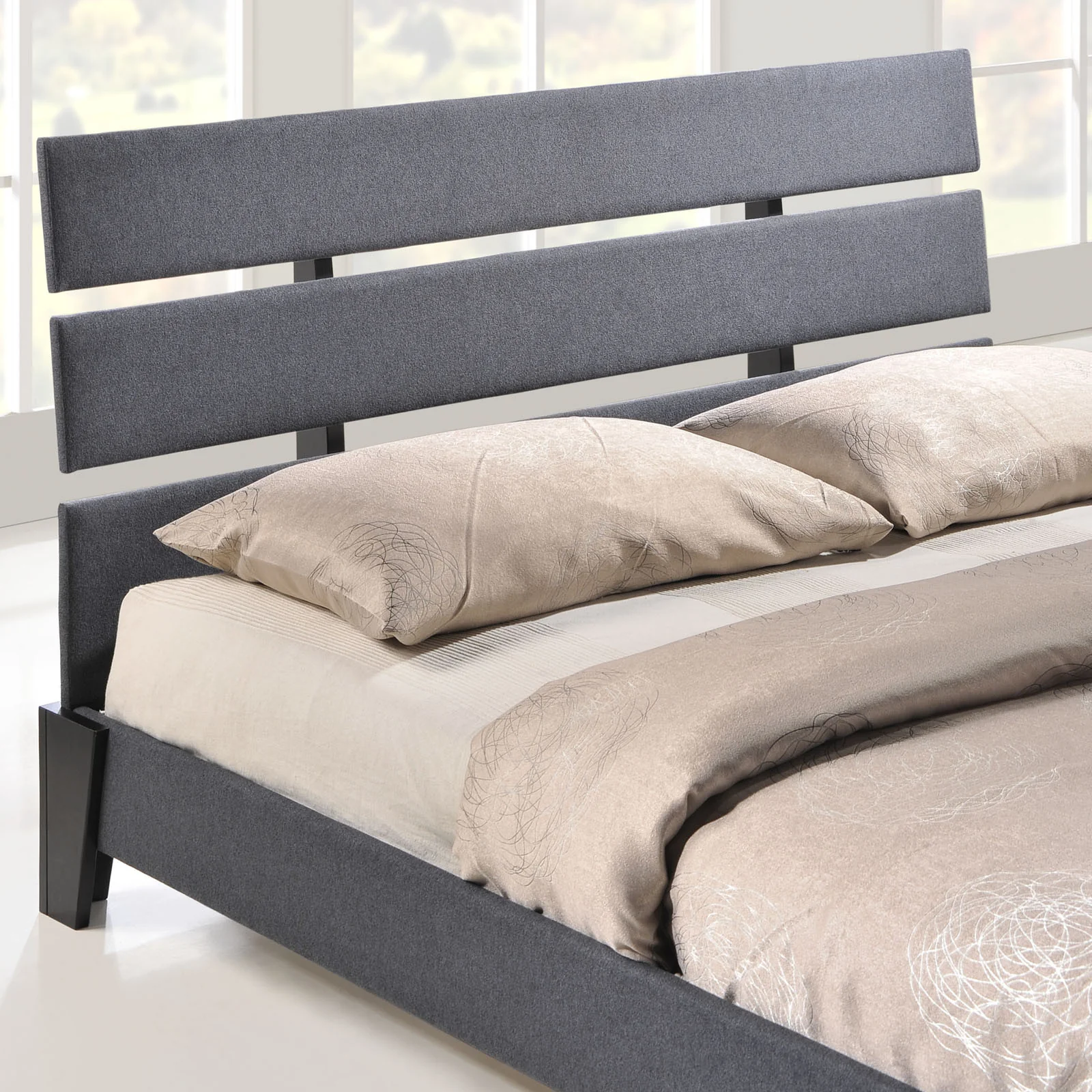 Zoar Queen Fabric Bed Gray - Image 4